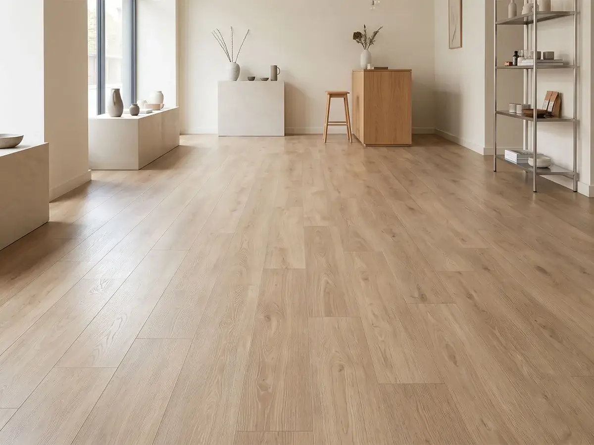 LVT zemin kaplamaları salon görseli